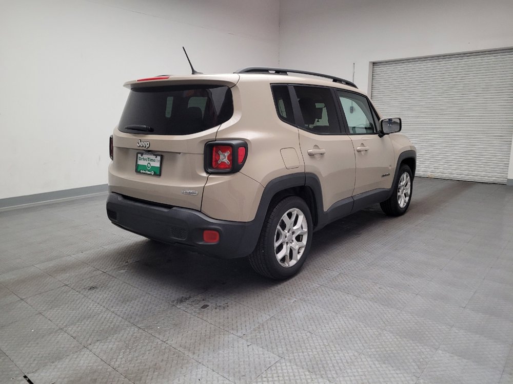 Used 2015 Jeep Renegade Latitude image 9