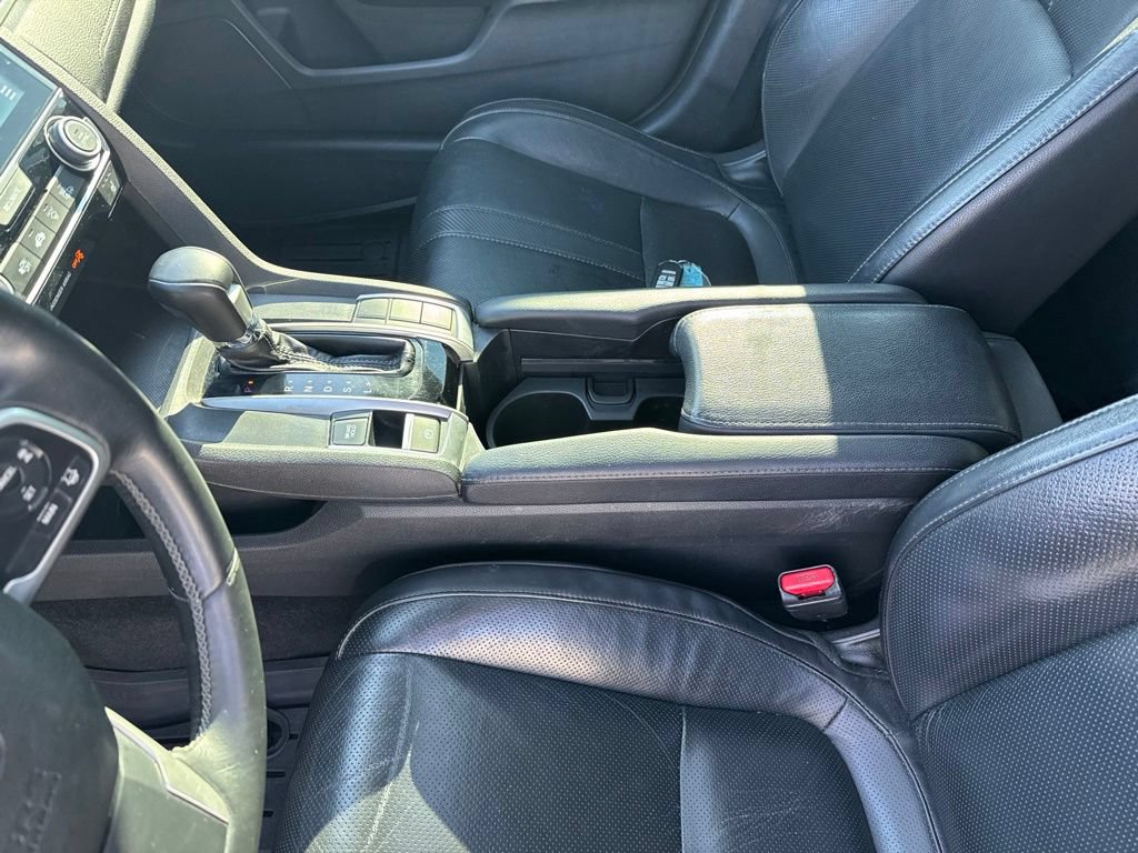 Used 2016 Honda Civic Touring image 29