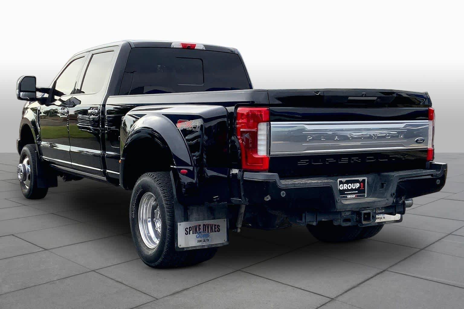 Used 2017 Ford F350 Platinum w/ Platinum Ultimate Package AWD/4WD image 12