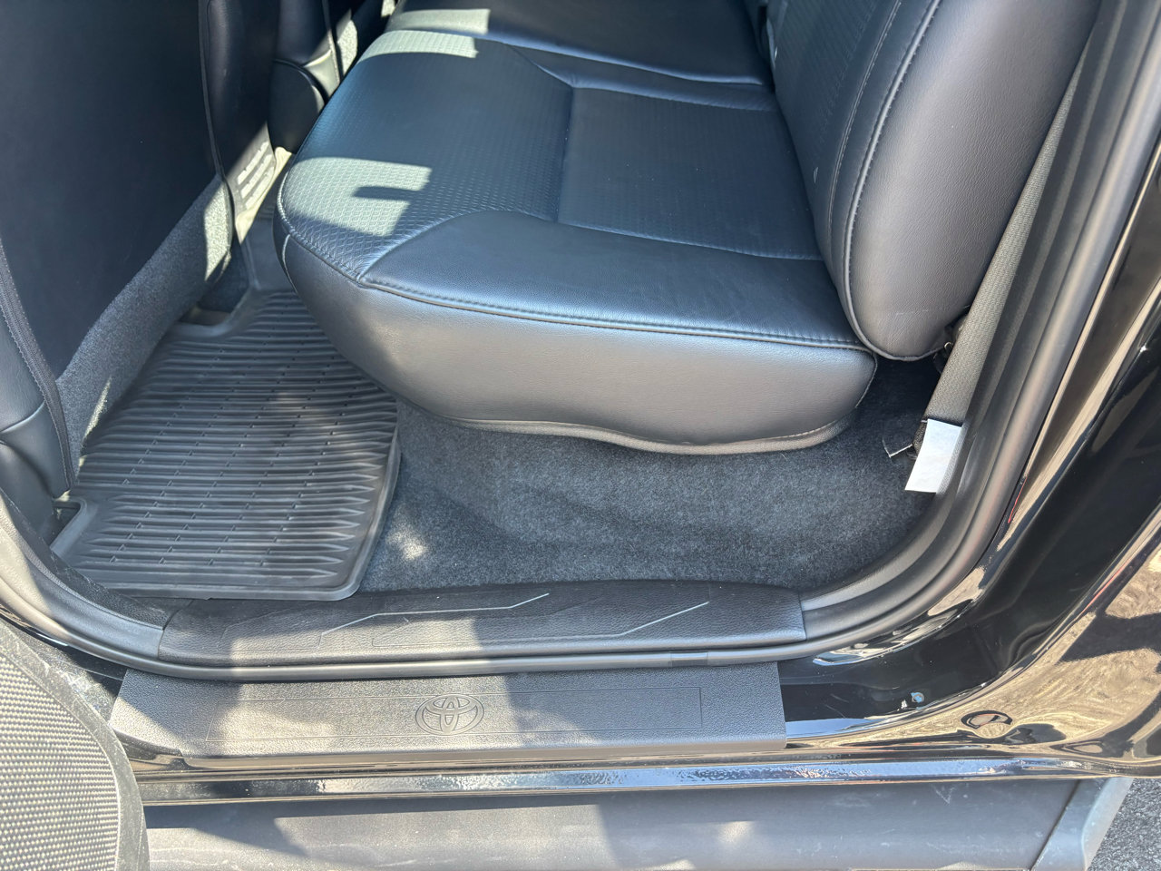Used 2021 Toyota Tacoma TRD Off-Road image 37