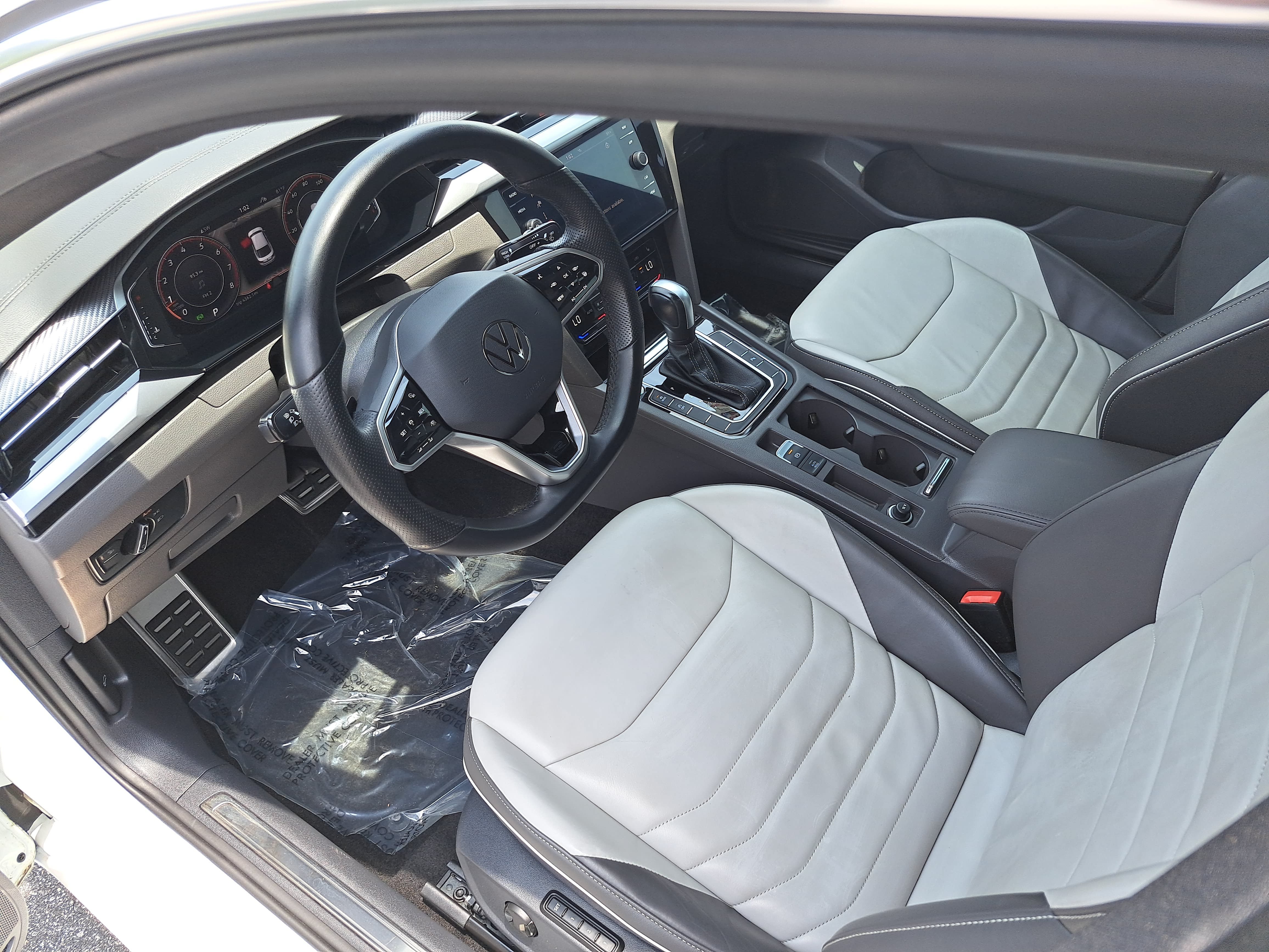 Used 2023 Volkswagen Arteon SEL AWD/4WD image 16
