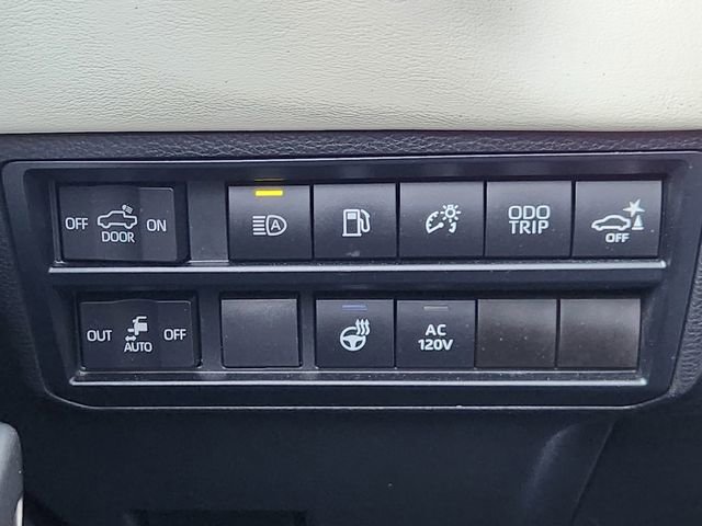 Used 2023 Toyota Tundra Capstone AWD/4WD image 20