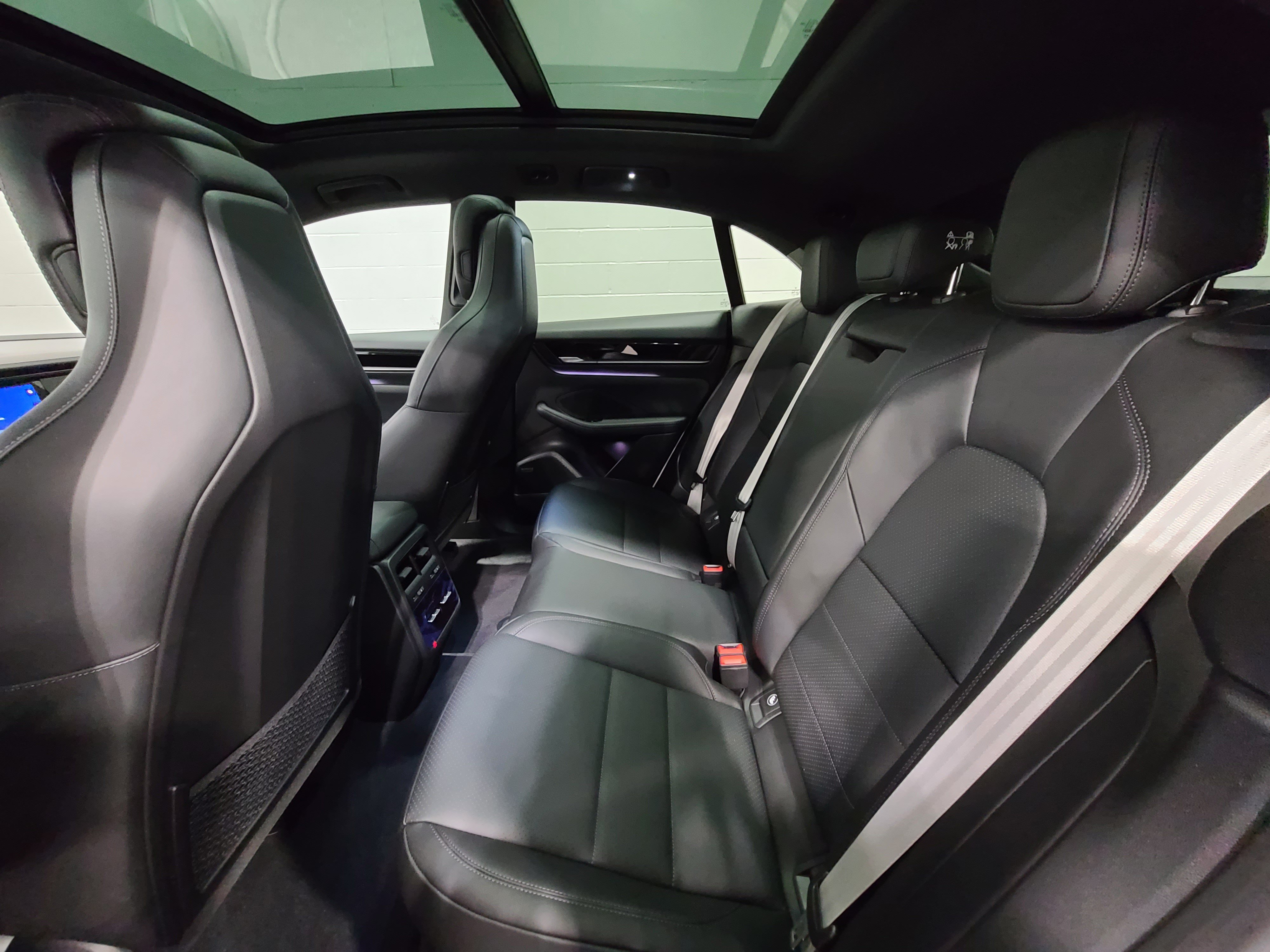 New 2026 Porsche Macan 4 Electric AWD/4WD image 27