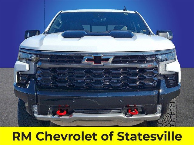 Certified 2025 Chevrolet Silverado 1500 ZR2 w/ Technology Package image 2
