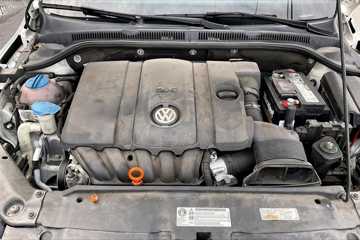 Used 2013 Volkswagen Jetta SE FWD image 10