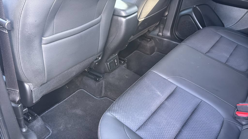 Used 2022 Chevrolet TrailBlazer RS w/ Sun and Liftgate Package AWD/4WD image 31