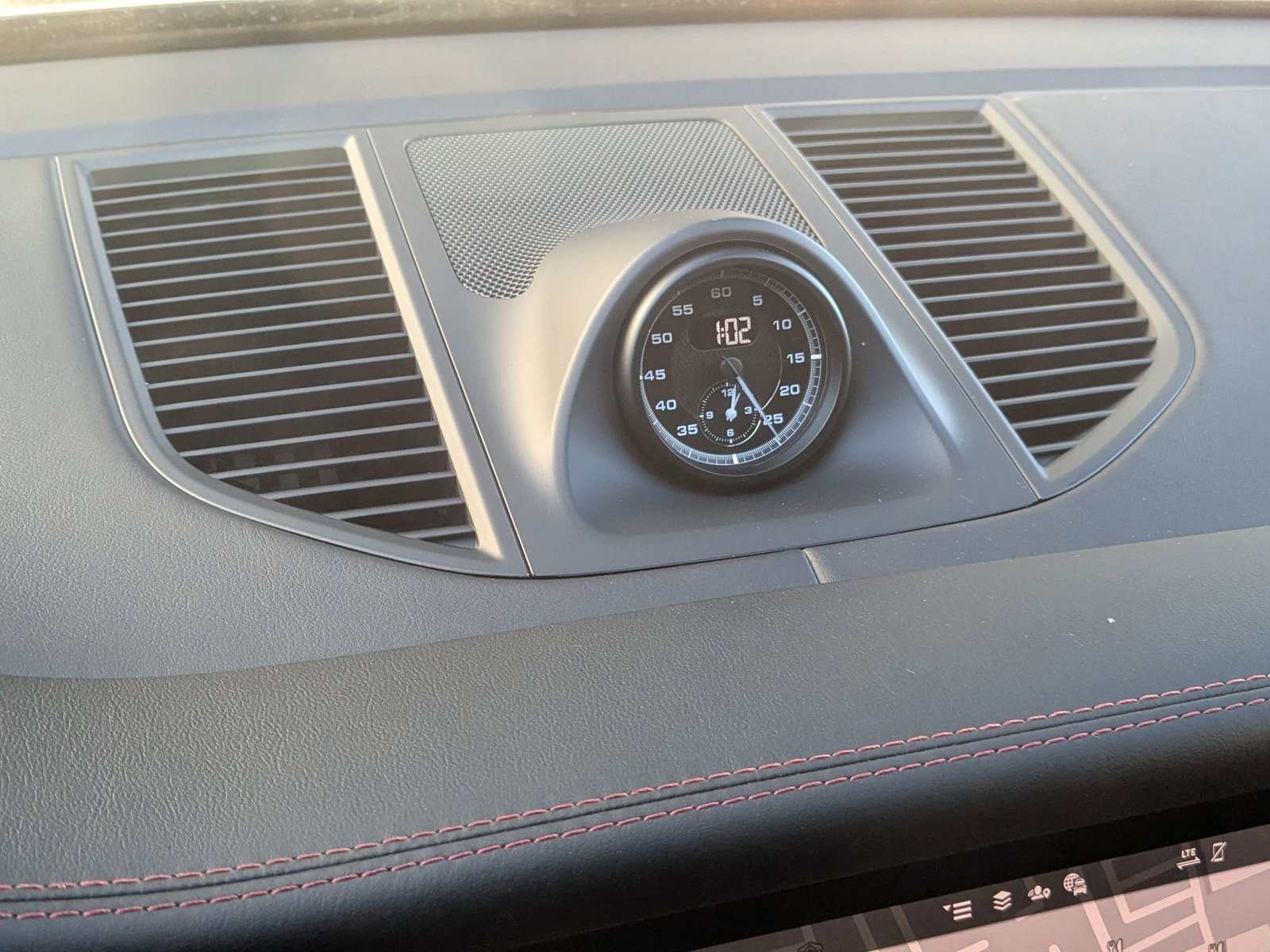 New 2026 Porsche Macan S image 22