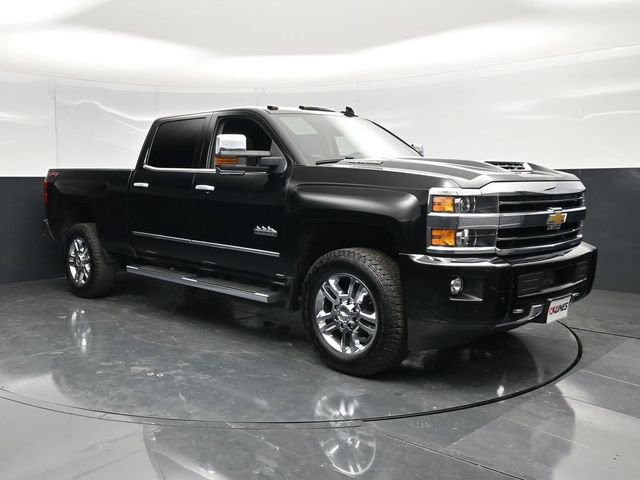 Used 2019 Chevrolet Silverado 2500 High Country w/ Duramax Plus Package AWD/4WD image 1