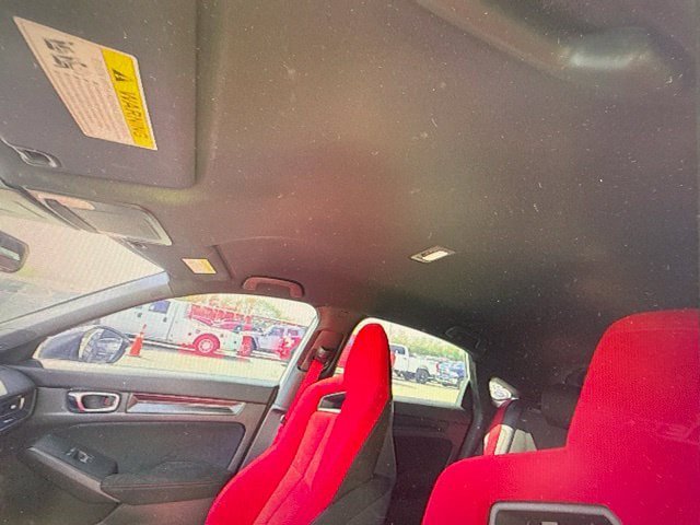 Used 2025 Honda Civic Type R image 8