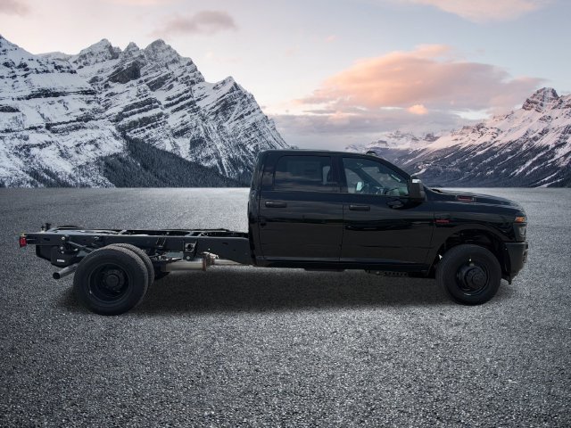 New 2026 RAM 3500 Tradesman AWD/4WD image 6