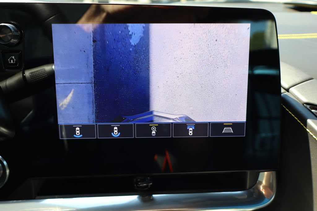 Used 2020 Chevrolet Corvette Stingray Premium Cpe w/ 3LT Preferred Equipment Group RWD image 9