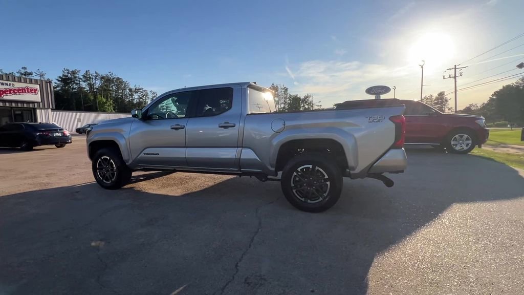 Used 2024 Toyota Tacoma TRD Sport RWD image 4