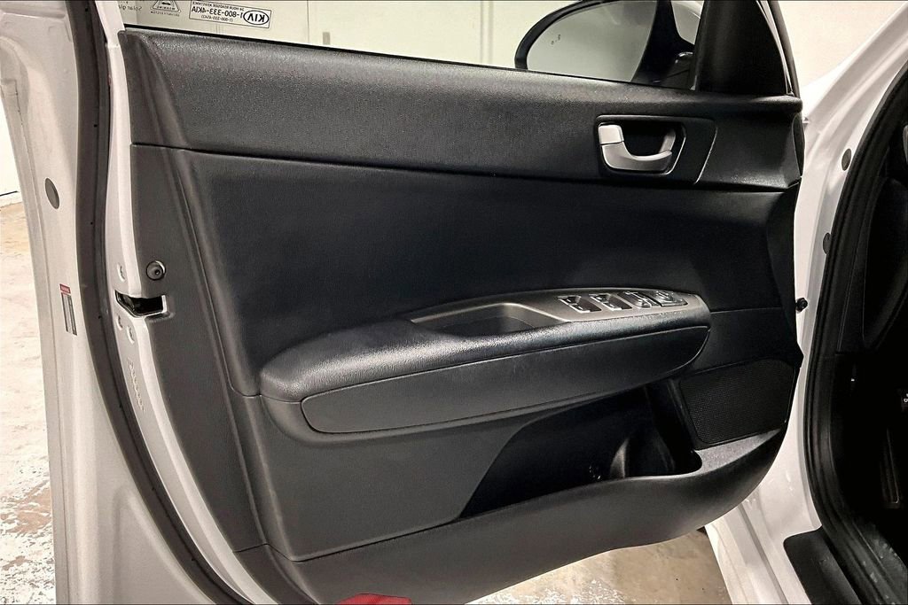 Used 2020 Kia Optima LX image 20