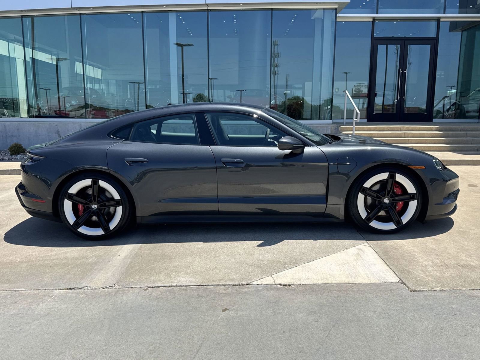 New 2025 Porsche Taycan 4S image 8