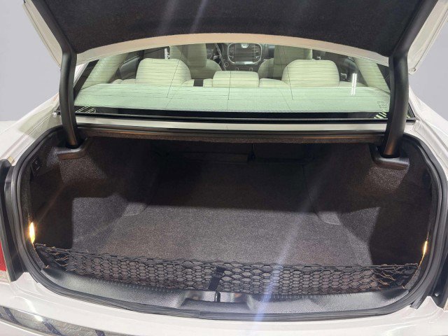 Used 2016 Chrysler 300 Limited w/ Driver Convenience Group image 30