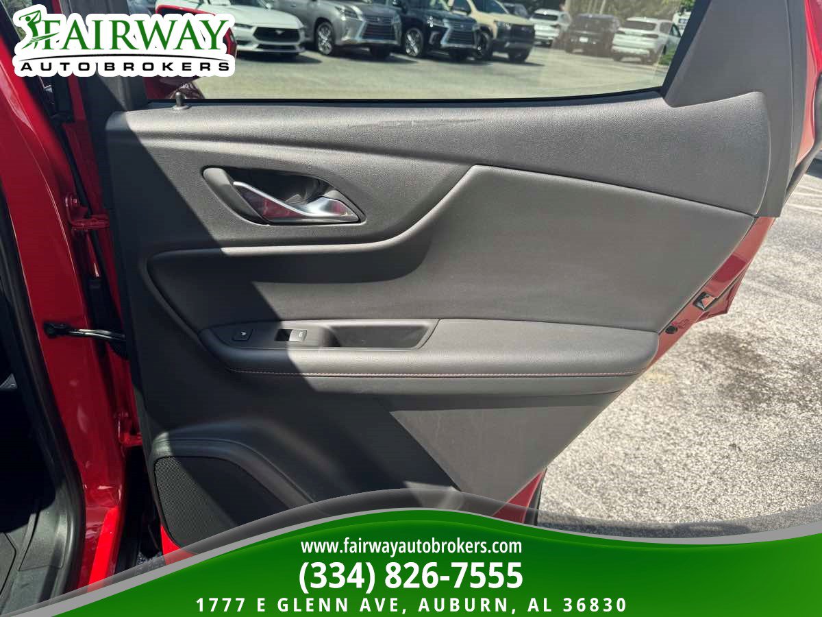 Used 2019 Chevrolet Blazer RS FWD image 32