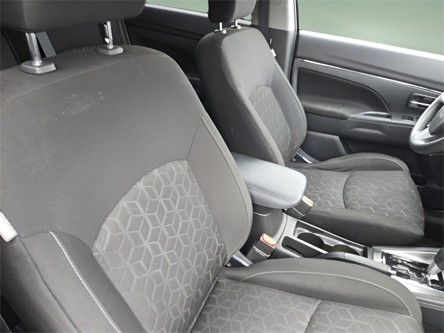 Used 2023 Mitsubishi Outlander Sport ES image 29