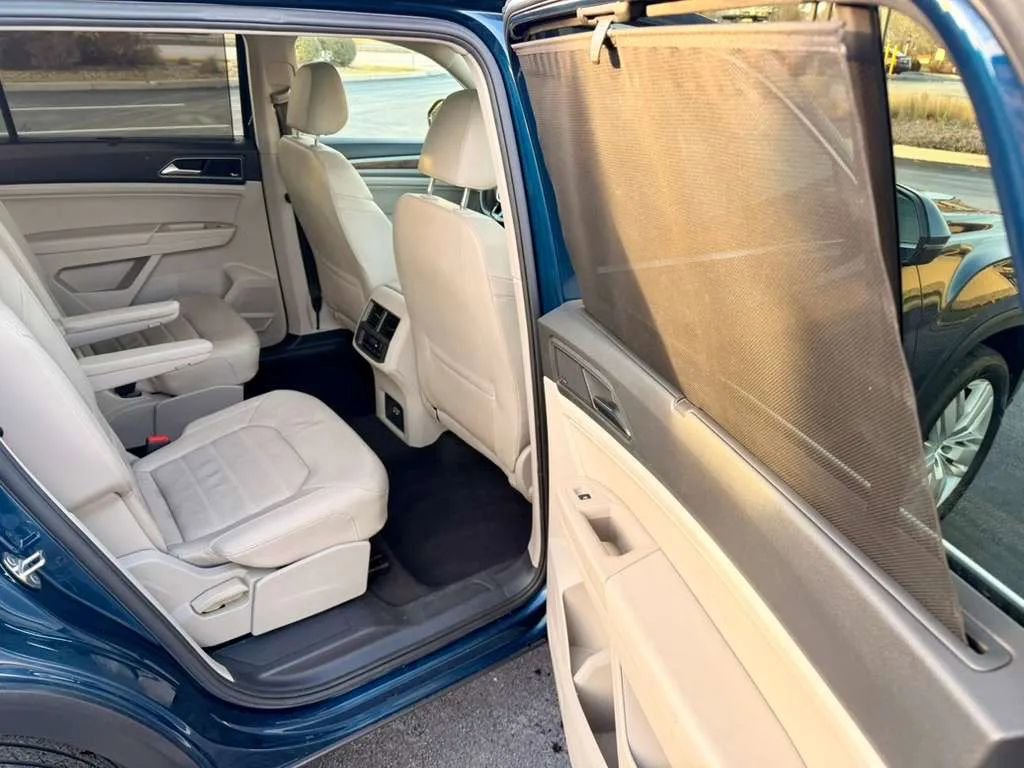 Used 2019 Volkswagen Atlas SEL Premium image 20