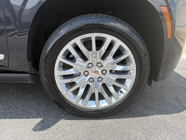 Used 2025 GMC Yukon Denali w/ Sun & Power Step Package AWD/4WD image 12