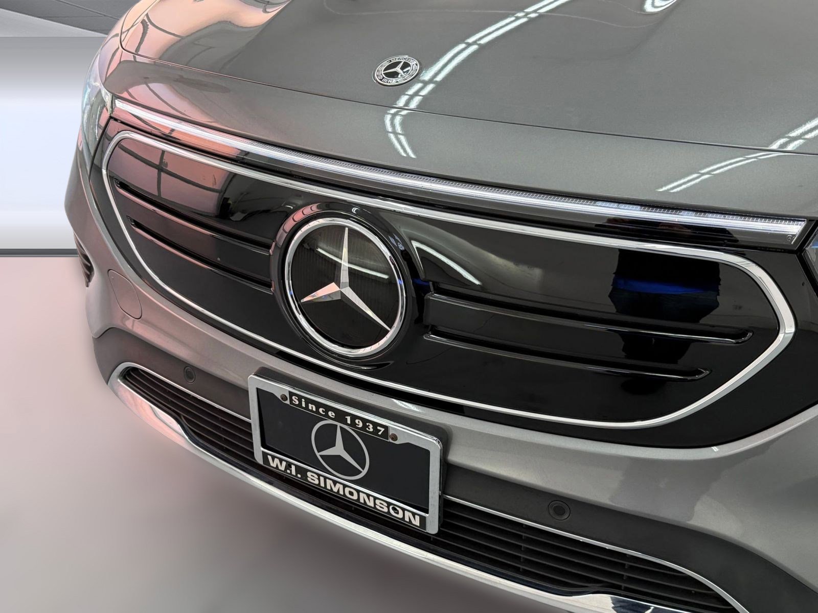 Used 2023 Mercedes-Benz EQB 250+ image 18