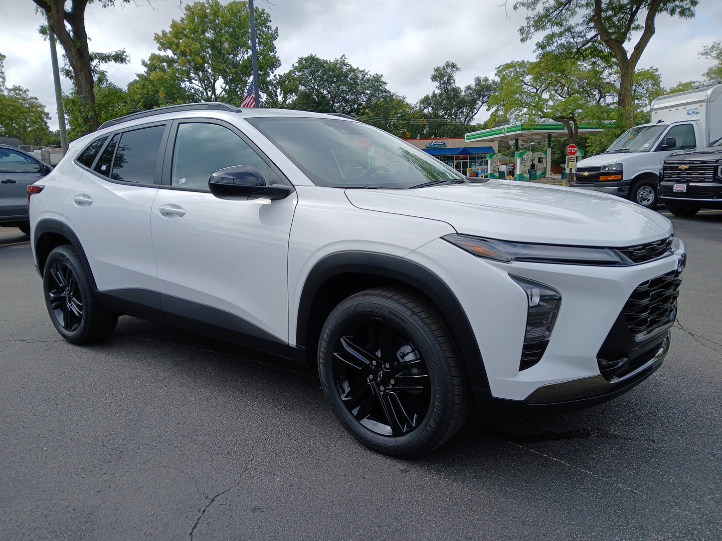 Used 2026 Chevrolet Trax ACTIV w/ Sunroof Package image 1