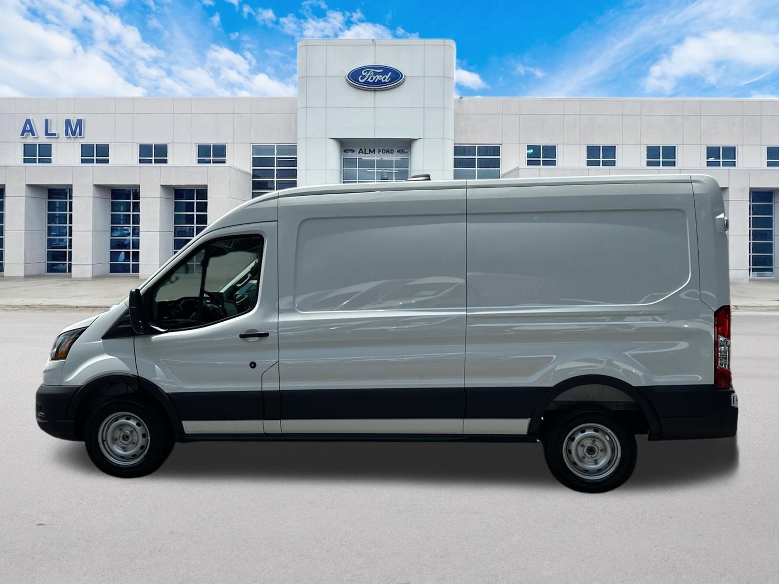 New 2026 Ford Transit 250 148 Medium Roof w/ Load Area Protection Package RWD image 9