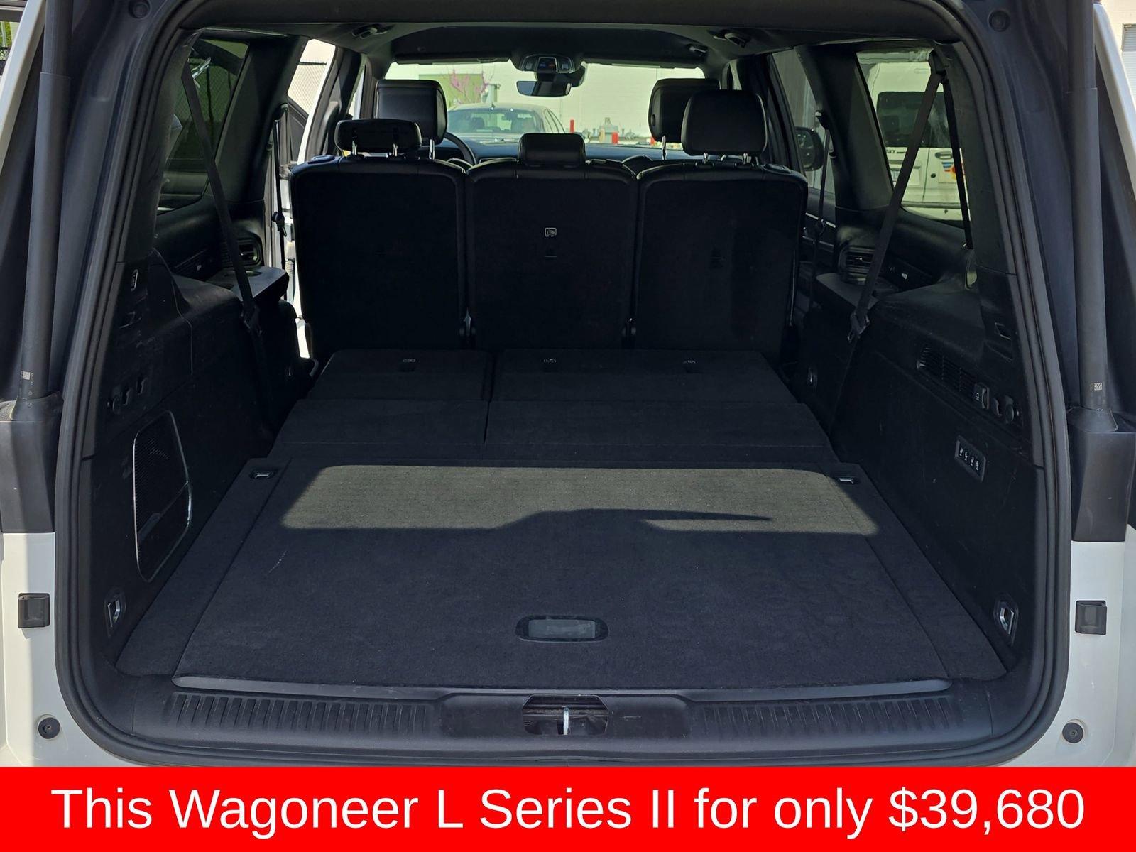 Used 2024 Jeep Wagoneer L Series II w/ Flexible Seating Group image 20