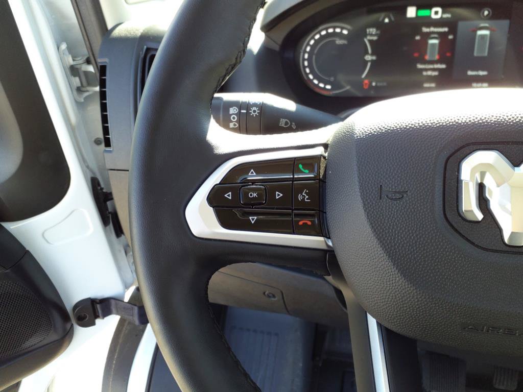 New 2024 RAM ProMaster 3500 w/ Delivery Van Package FWD image 12