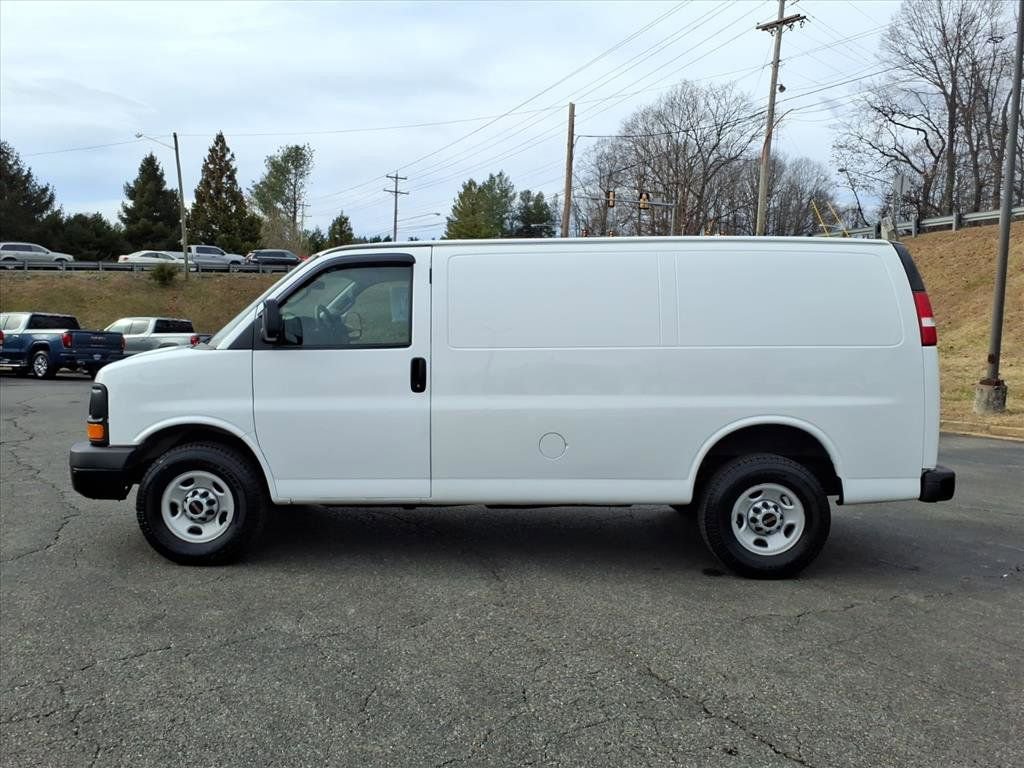 Used 2016 GMC Savana 2500 image 6