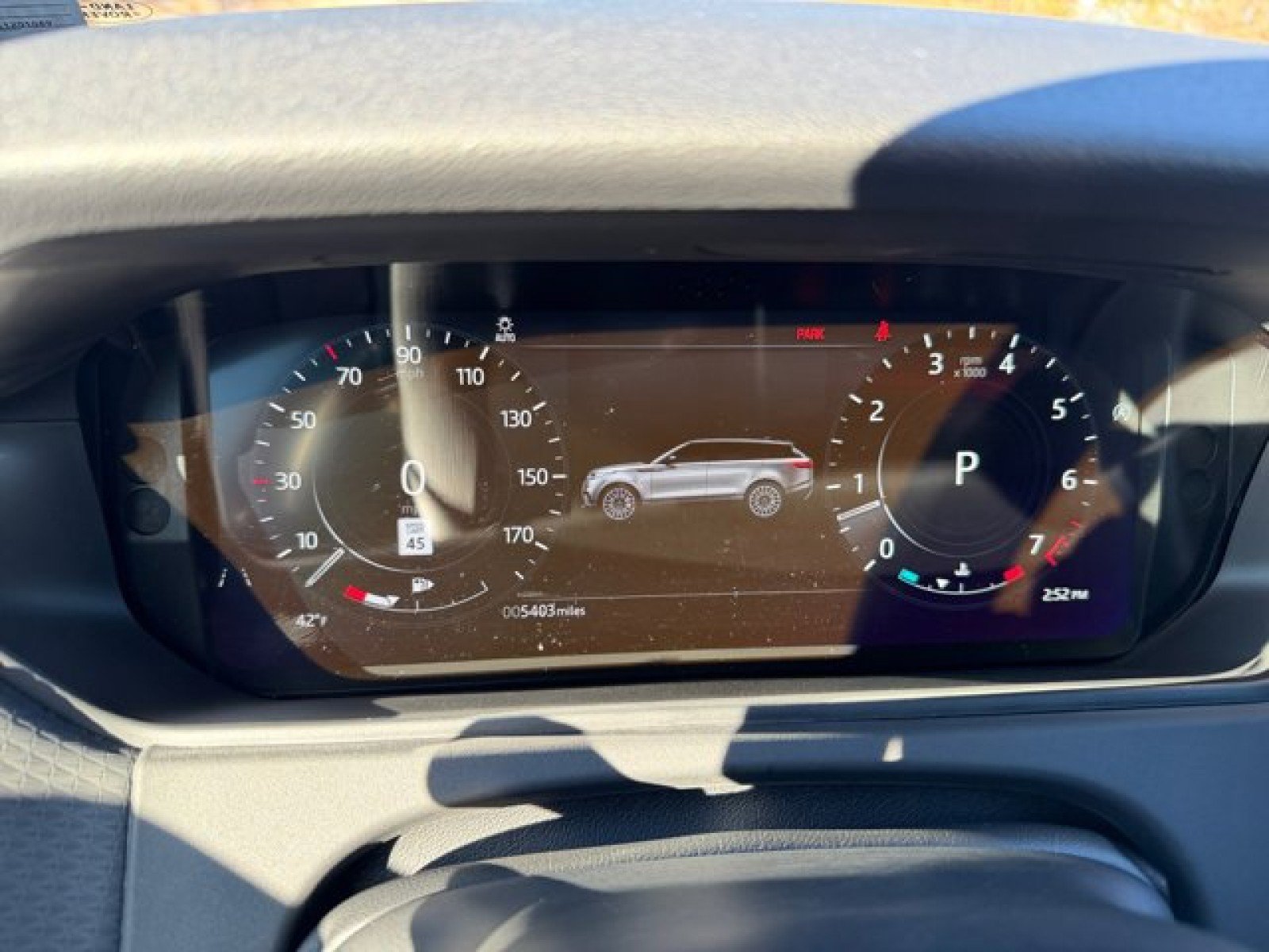 Certified 2023 Land Rover Range Rover Velar R-Dynamic S AWD/4WD image 24