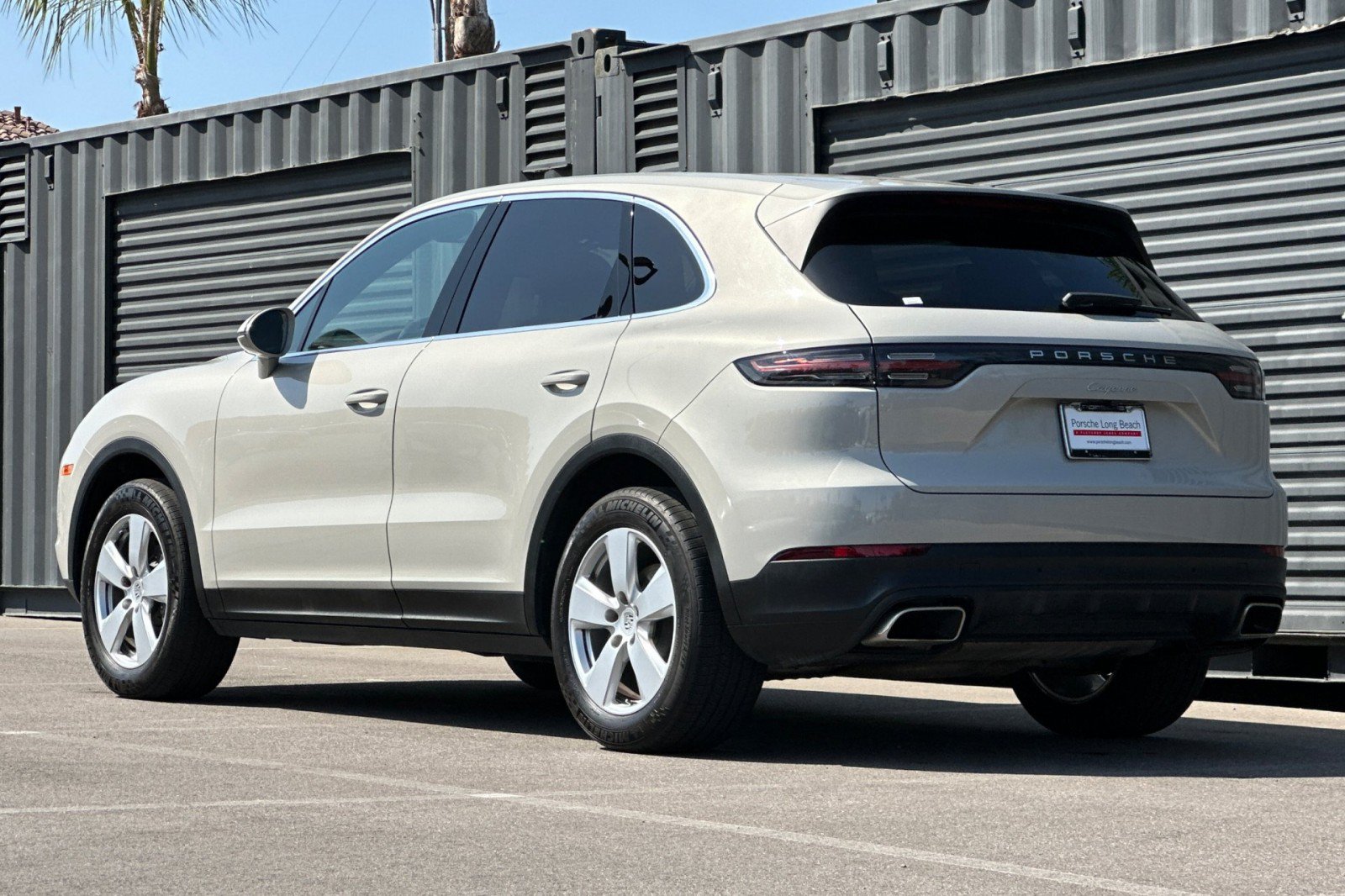 Certified 2023 Porsche Cayenne AWD/4WD image 3