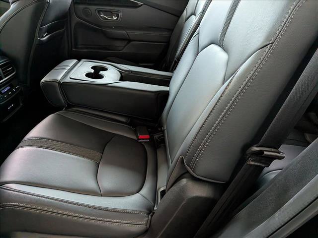 Used 2024 Honda Pilot Touring image 19