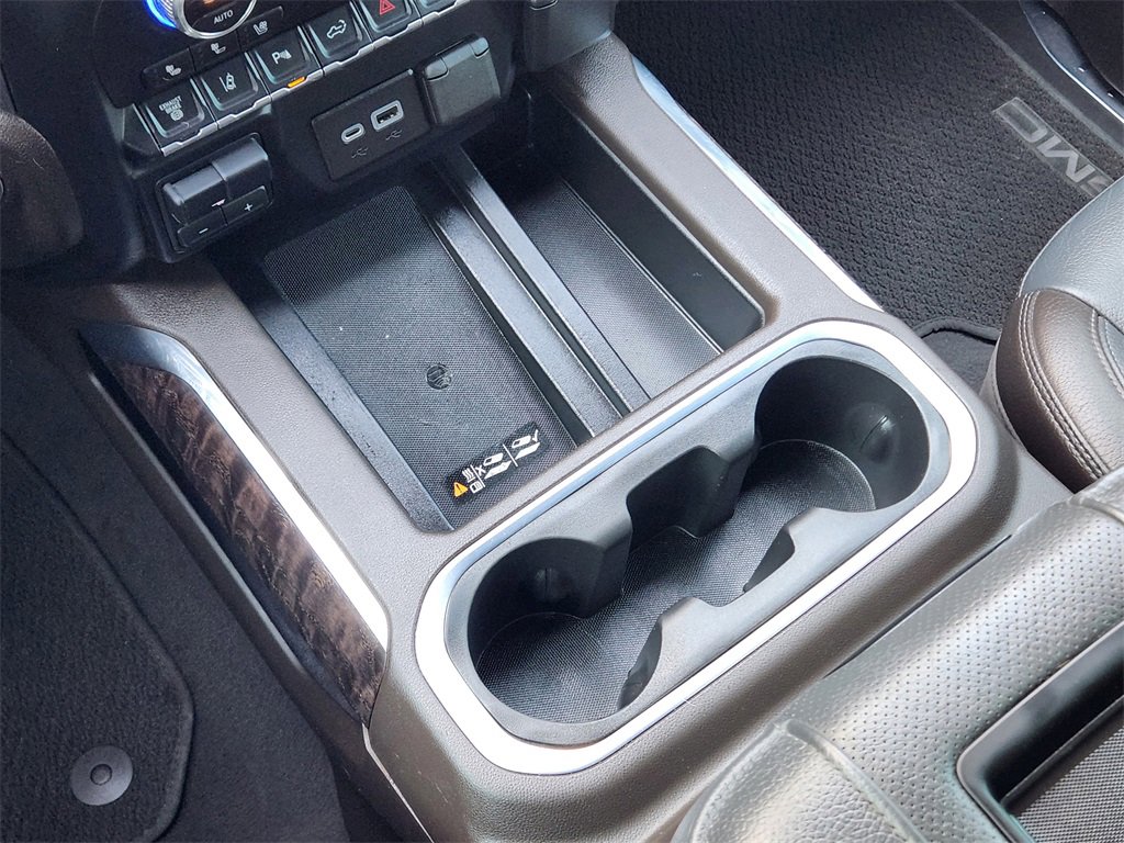 Used 2022 GMC Sierra 2500 Denali w/ Denali Ultimate Package image 21