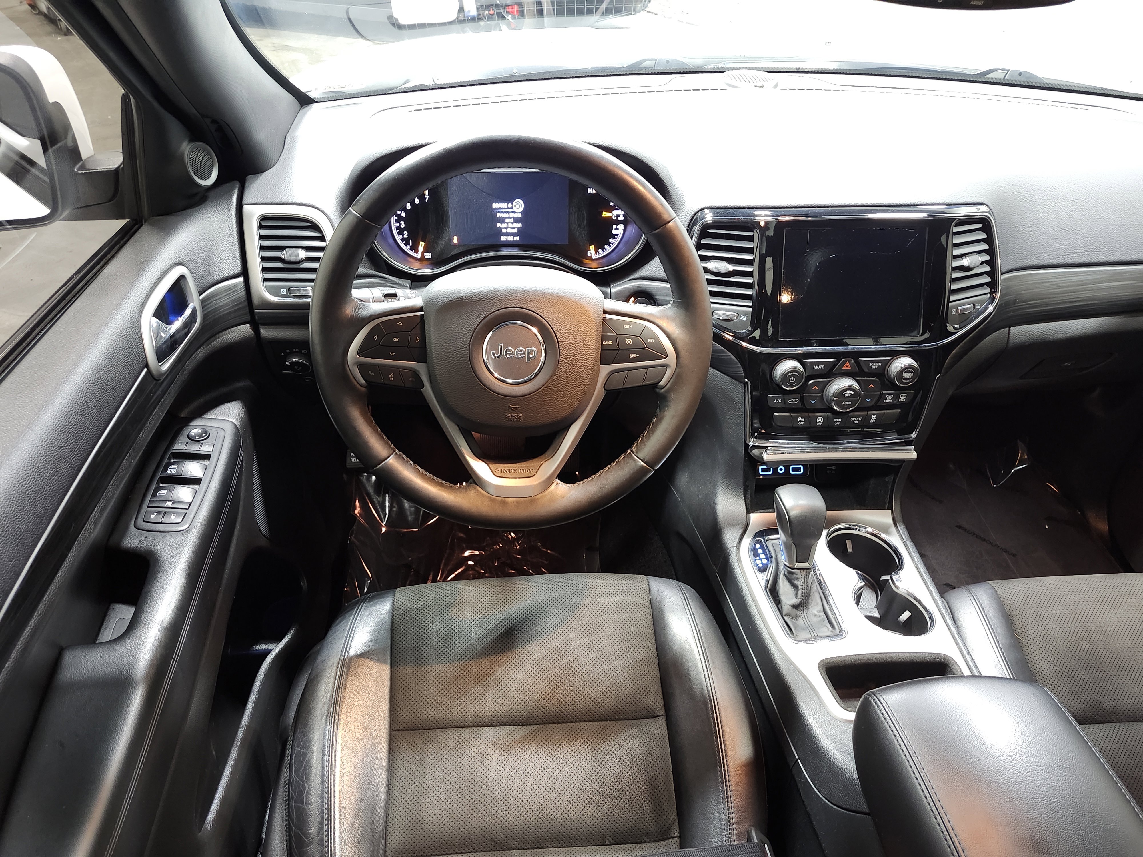 Used 2019 Jeep Grand Cherokee Altitude image 29