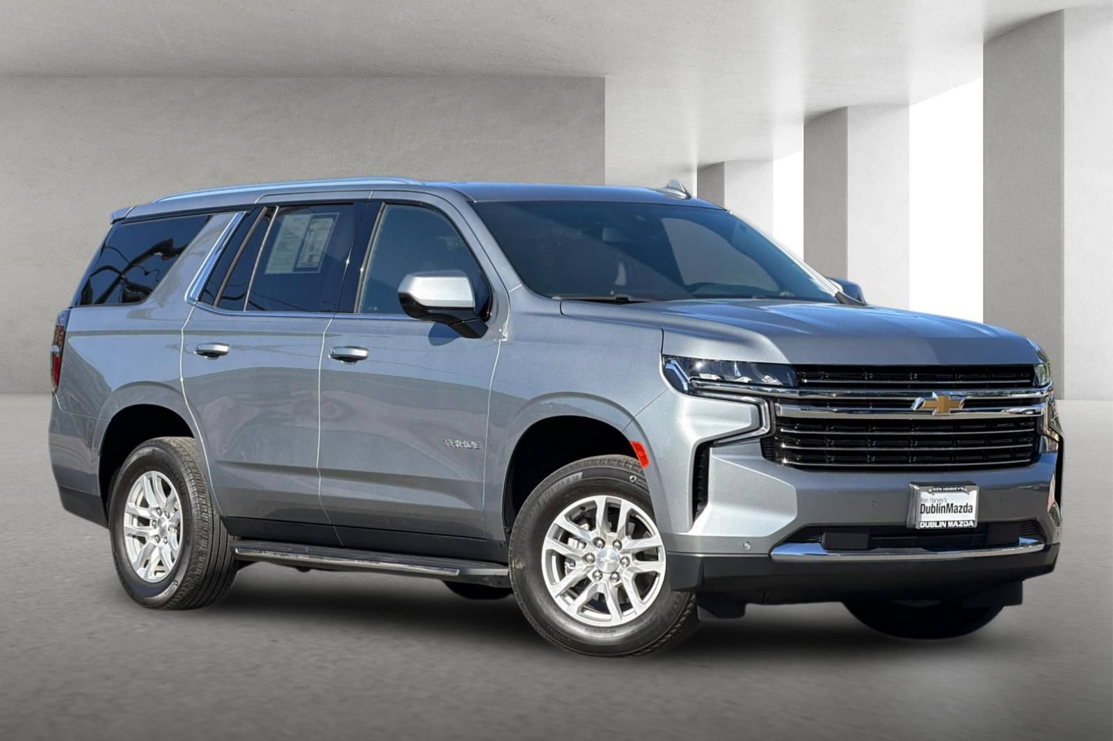 Used 2023 Chevrolet Tahoe LT AWD/4WD image 2