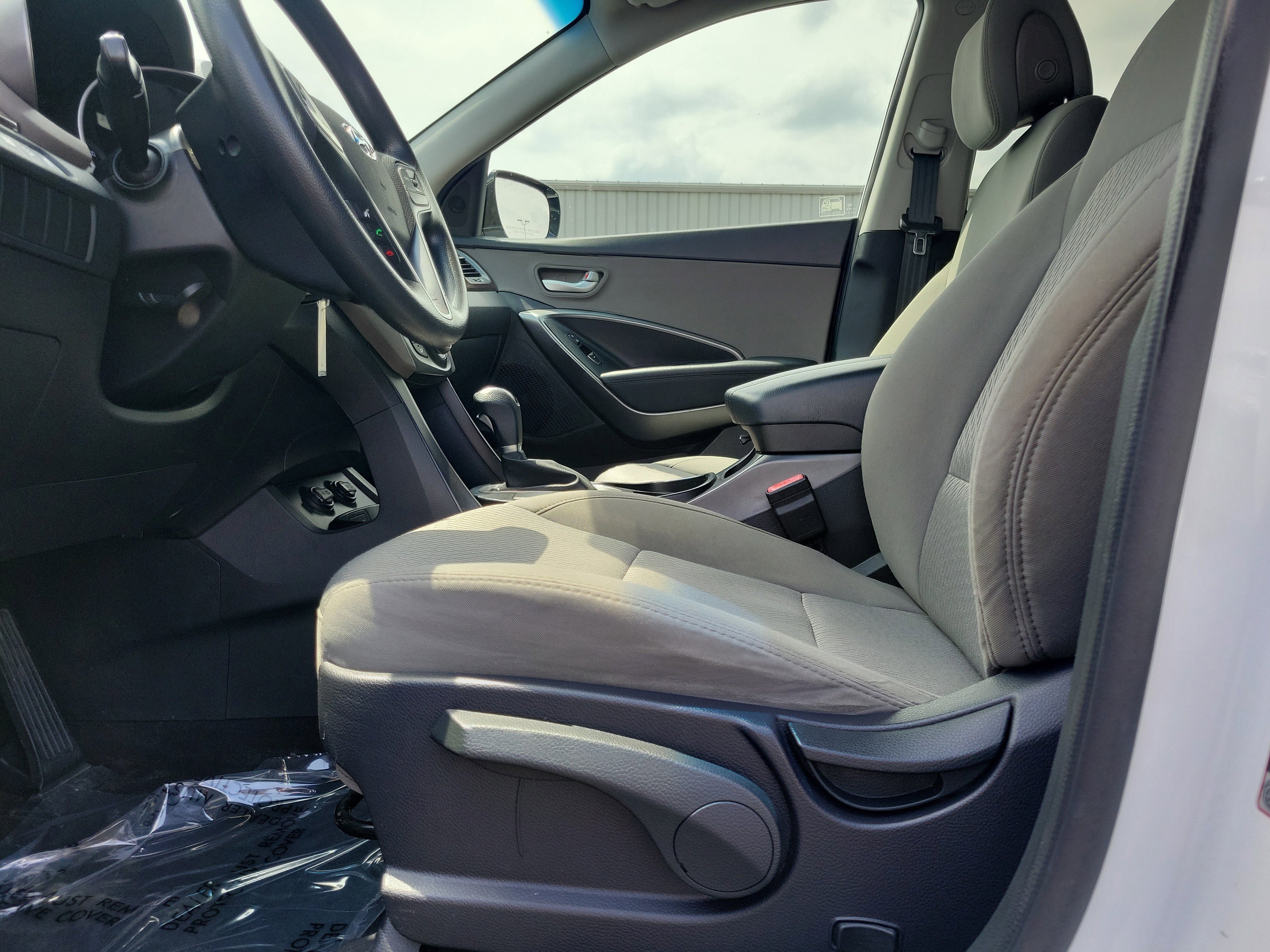 Used 2018 Hyundai Santa Fe Sport FWD image 16