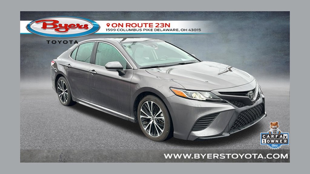 Used 2020 Toyota Camry SE w/ Cold Weather Package