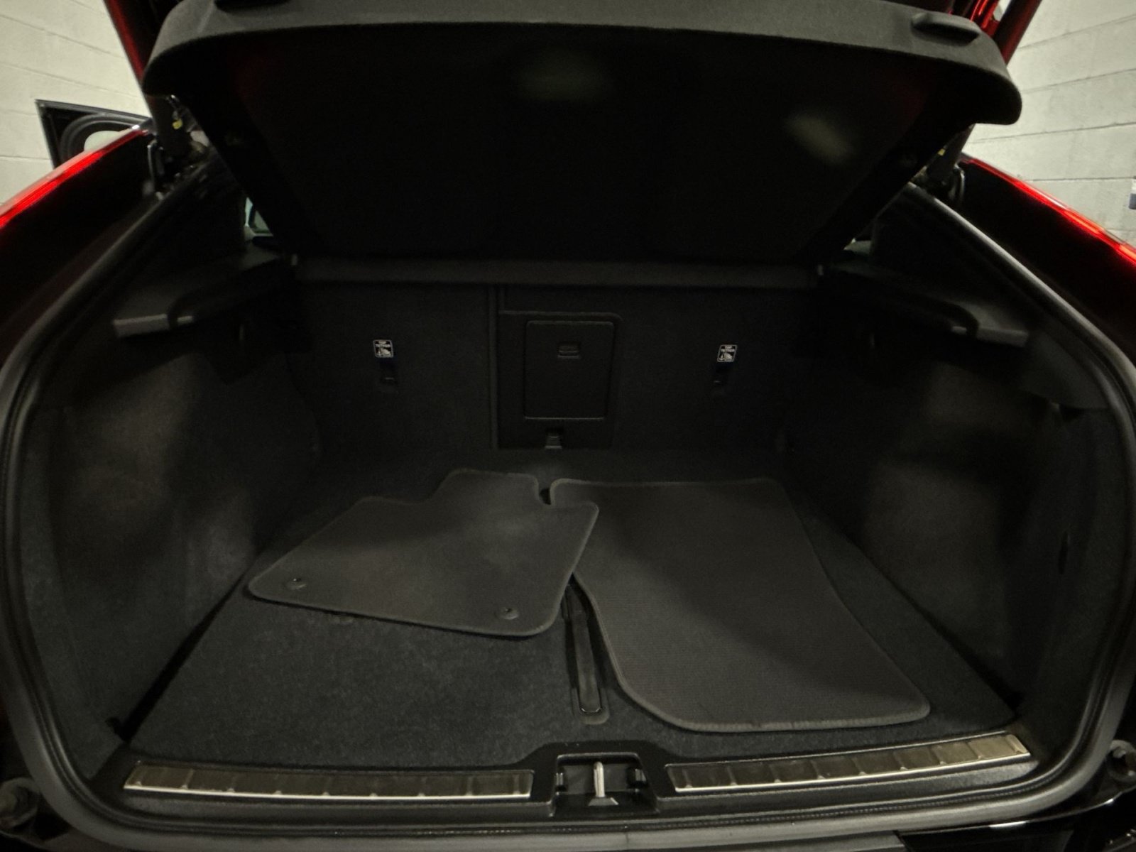 Used 2023 Volvo C40 P8 Recharge Plus AWD/4WD image 26