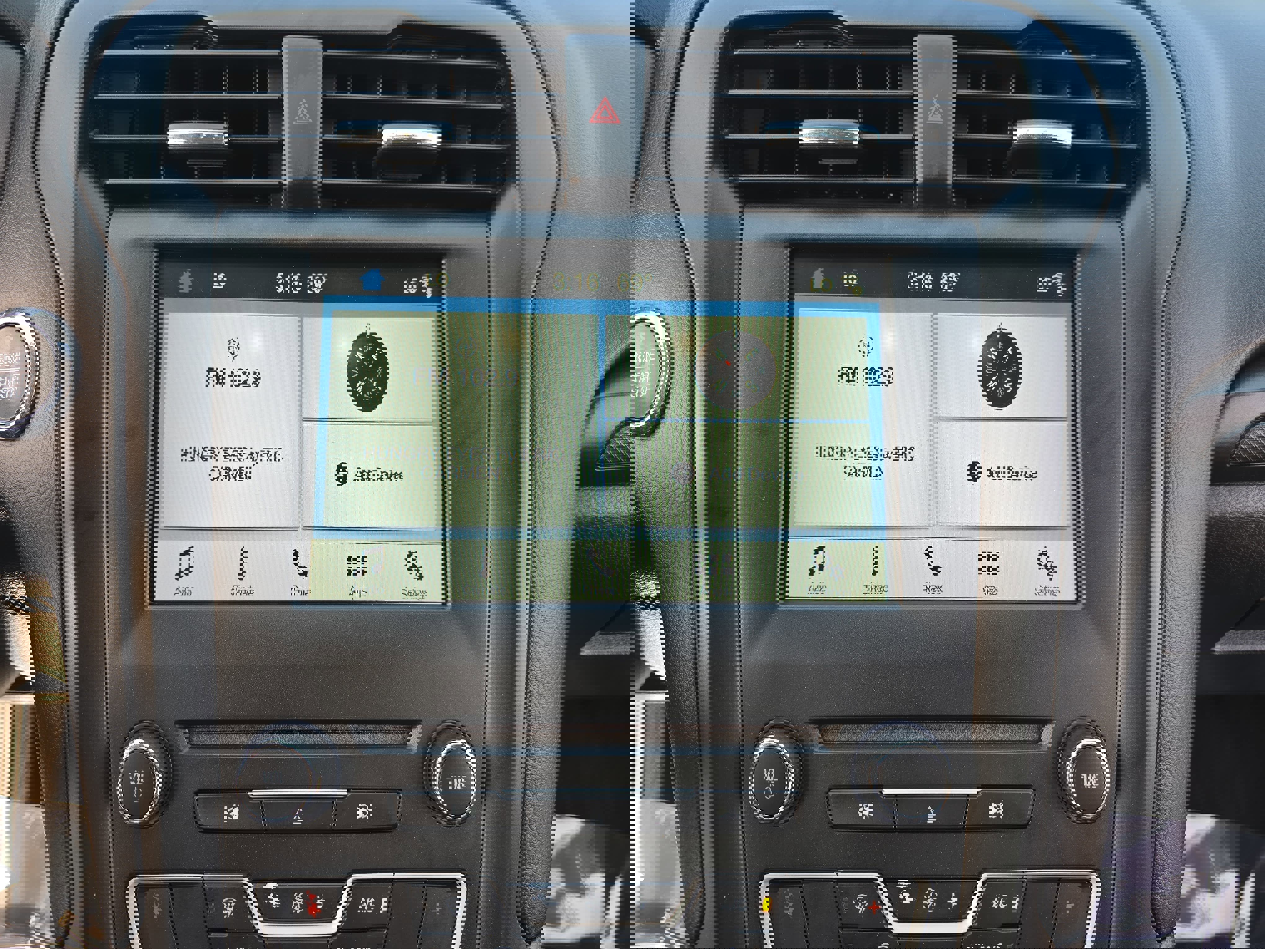 Used 2018 Ford Fusion SE w/ Equipment Group 201A image 21