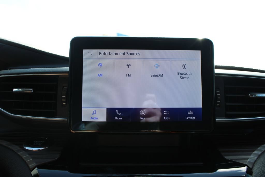 Used 2022 Ford Explorer Limited w/ Equipment Group 301A RWD image 55