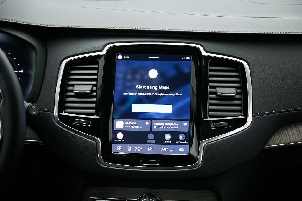 Certified 2023 Volvo XC90 T8 Ultimate w/ Protection Package AWD/4WD image 32