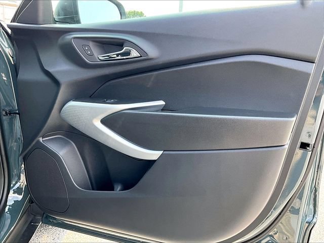 New 2026 Chevrolet Trax LS FWD image 28