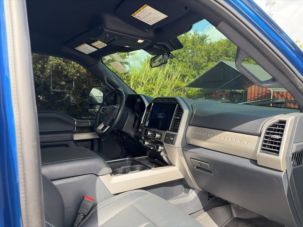 Used 2022 Ford F250 Lariat w/ Black Appearance Package AWD/4WD image 12