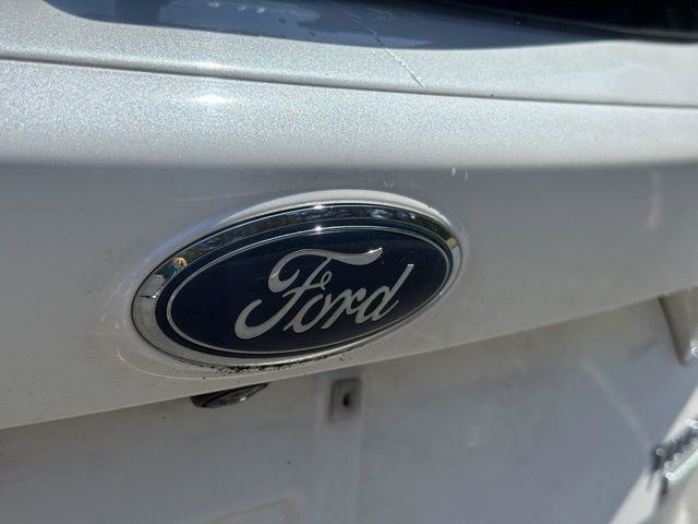 Used 2017 Ford Escape Titanium image 15