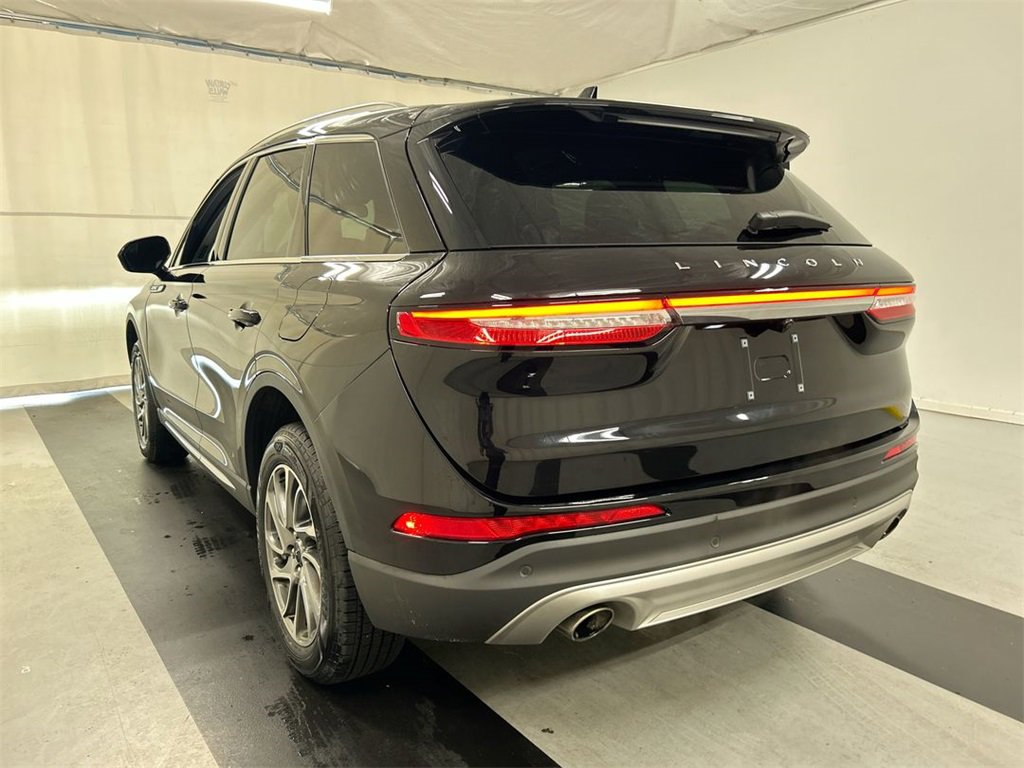 Used 2022 Lincoln Corsair AWD w/ Equipment Group 101A image 7