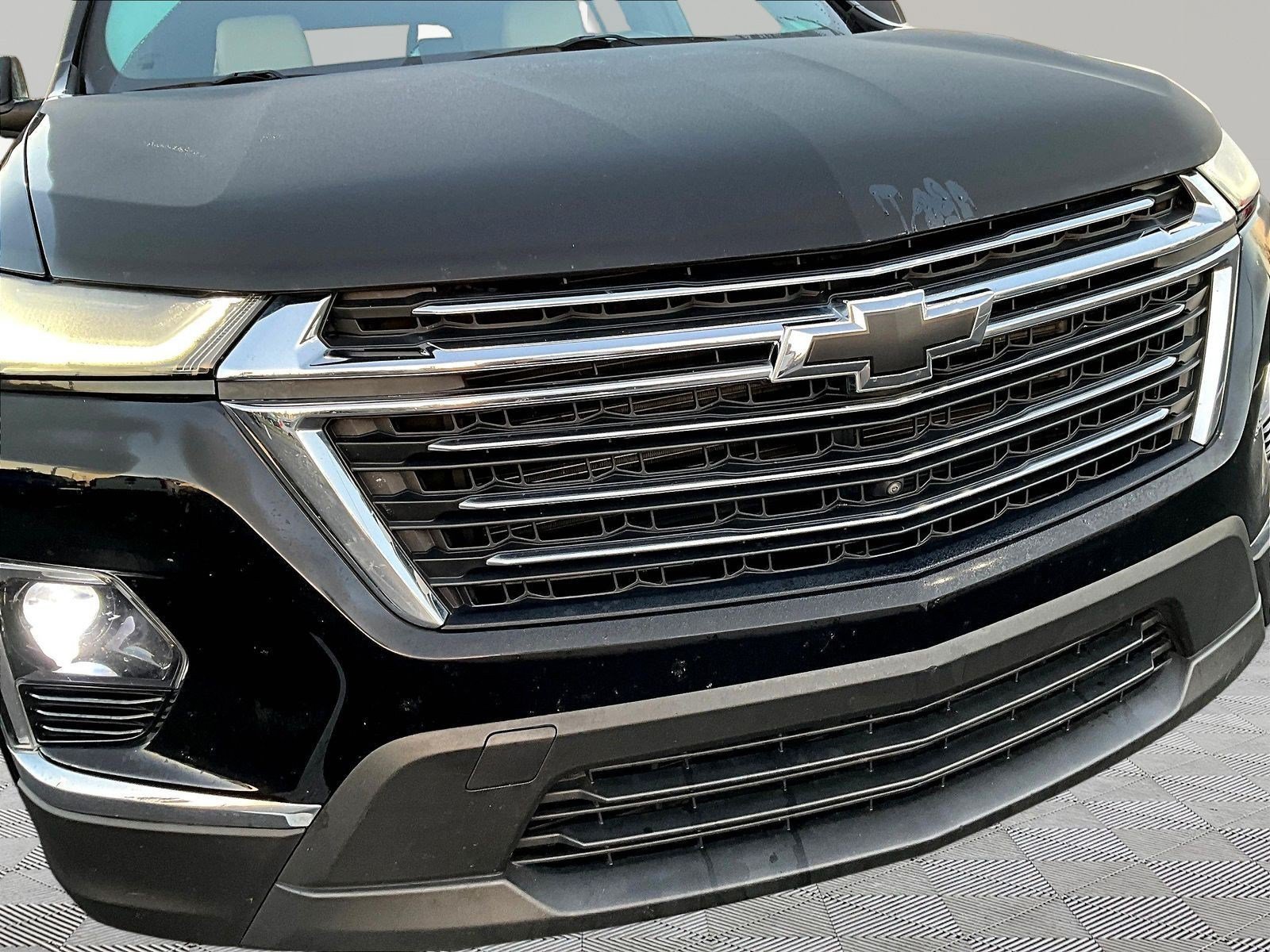 Used 2023 Chevrolet Traverse LT FWD image 34