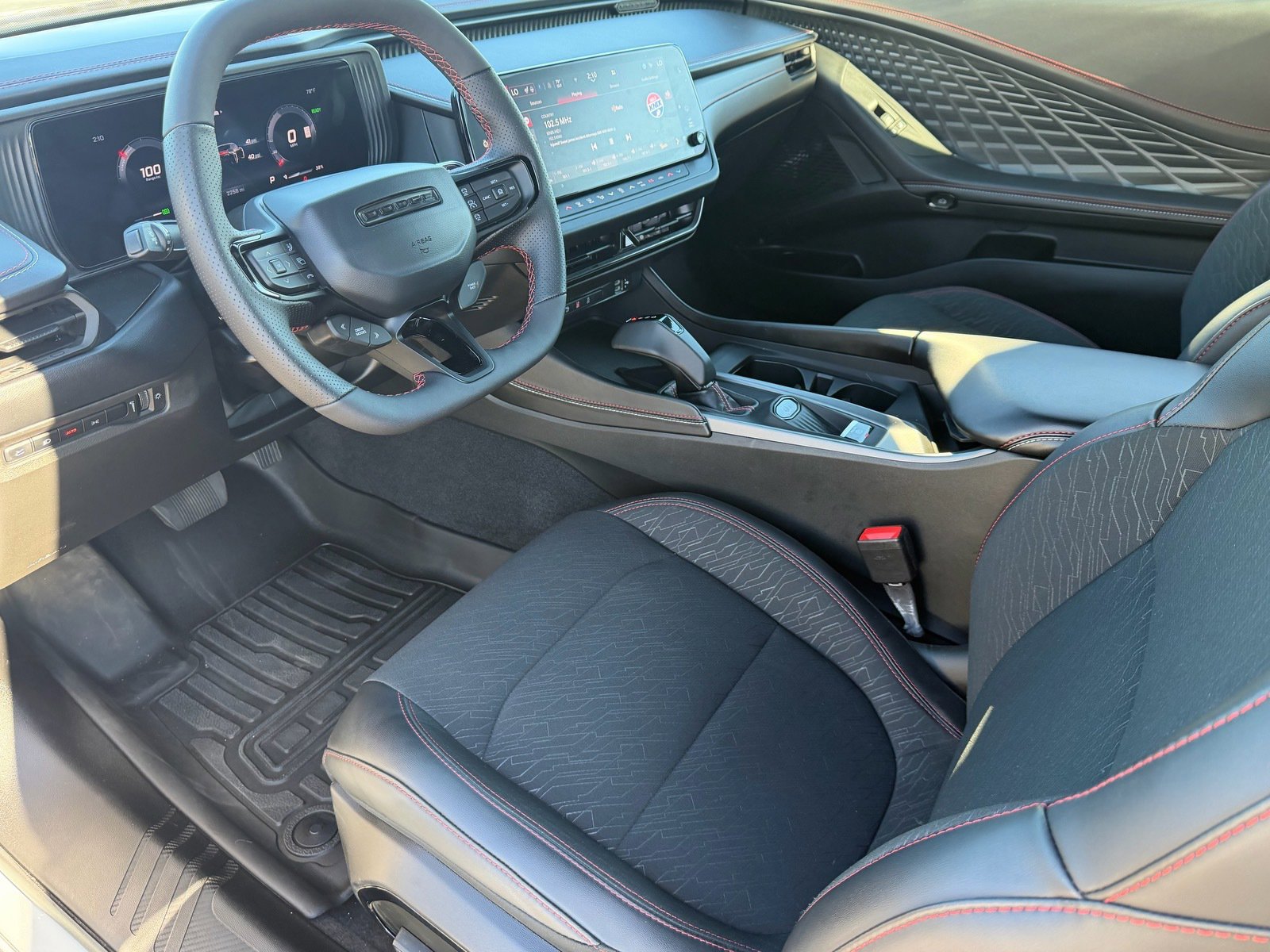 Used 2025 Dodge Charger R/T w/ Quick Order Package 25M R/T image 17