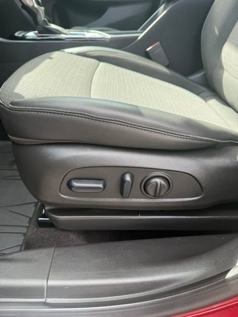 Used 2023 Buick Encore GX Select w/ Safety Package II AWD/4WD image 16