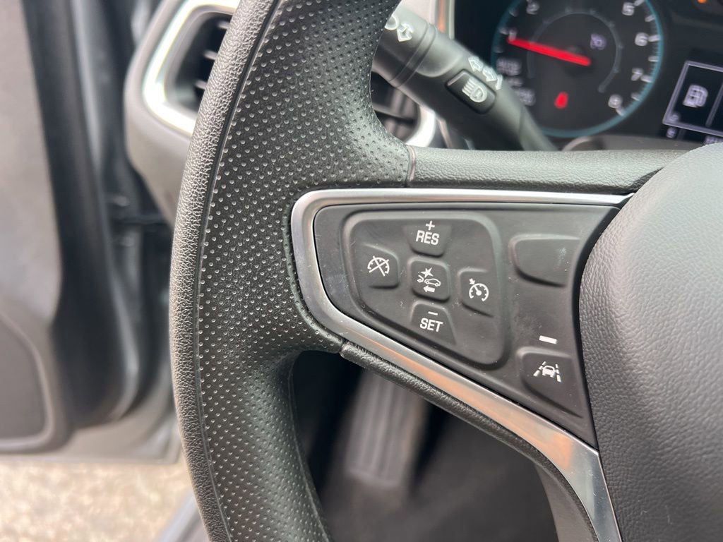 Used 2023 Chevrolet Equinox LS FWD image 15