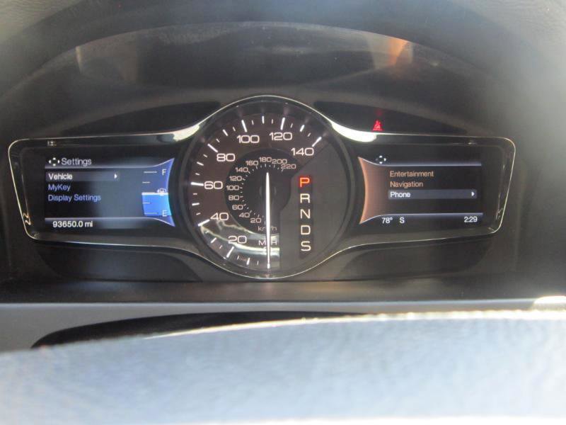 Used 2015 Lincoln MKX AWD w/ Equipment Group 102A image 6